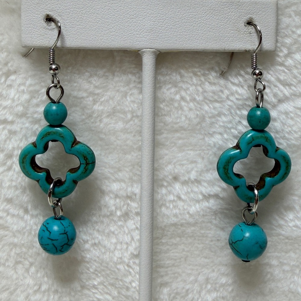 Faux Turquoise Clover Dangle Earrings Silver Tone‎ Southwestern Boho Drop